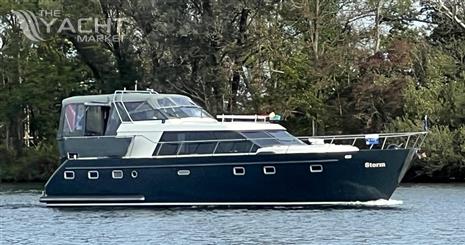 Motor Yacht Mistral Kruiser 13.60 Cabrio