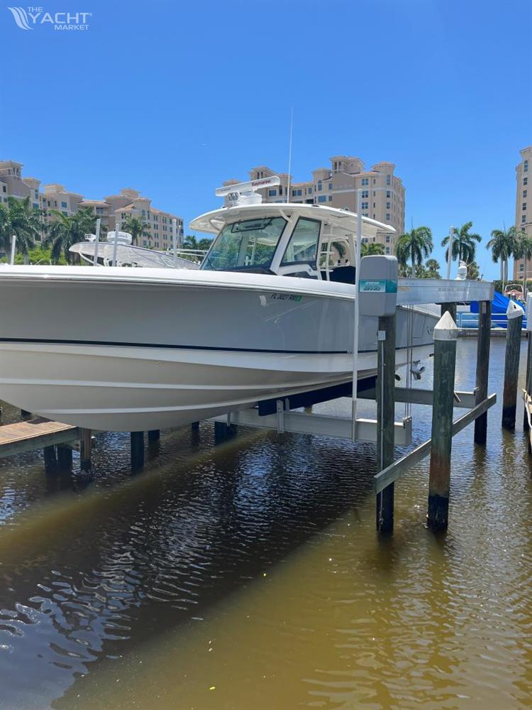 2018 Boston Whaler