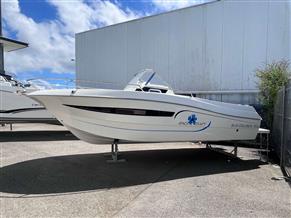 PACIFIC CRAFT PACIFIC CRAFT 700 SUN CRUISER