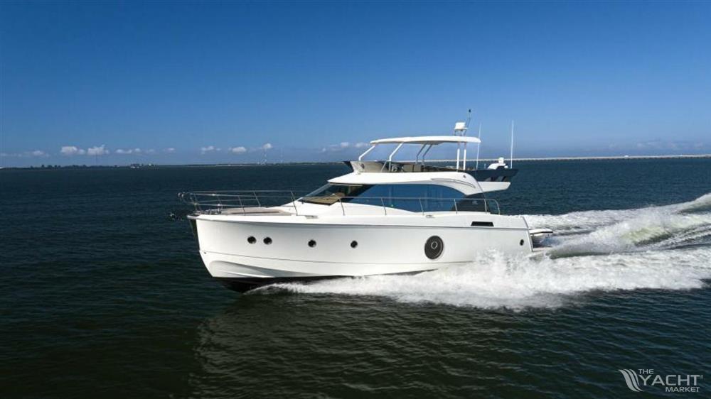 2022 Beneteau