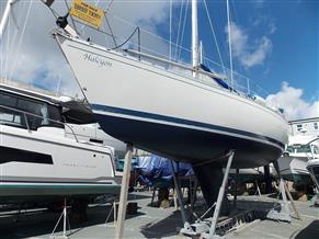 Beneteau First 375