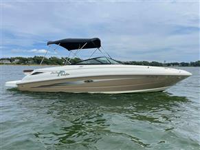 Sea Ray 240 Sundeck