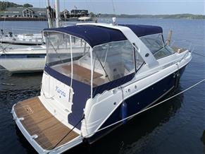 Rinker Fiesta Vee 270 DIESEL