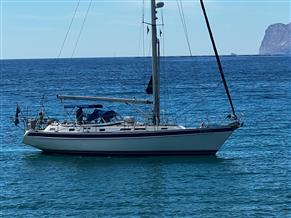 Hallberg-Rassy 42