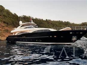 FERRETTI YACHTS Ferretti Custom Line 97