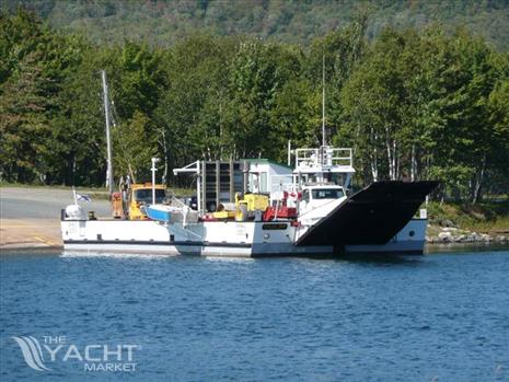 1990 85&#39; x 37&#39; x 5&#39; Landing Barge w/ Ramps