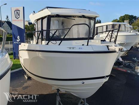 QUICKSILVER QUICKSILVER 705 PILOTHOUSE