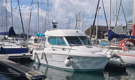 JEANNEAU MERRY FISHER 805