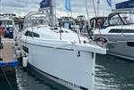 Beneteau Oceanis 30.1