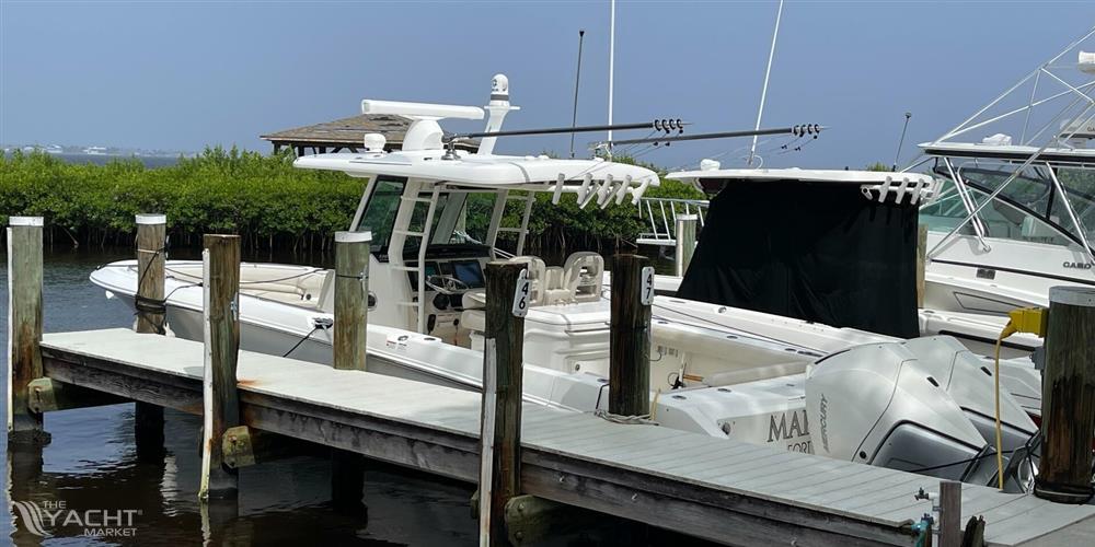 2021 Boston Whaler