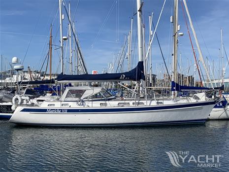 Hallberg Rassy HR43