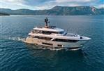 Custom Line Navetta 30