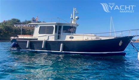 CUSTOM BUSSO TRAWLER 38