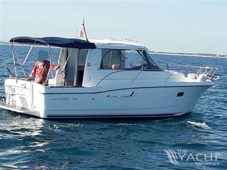 BENETEAU ANTARES 760