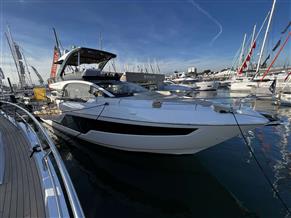 Fairline Squadron 58