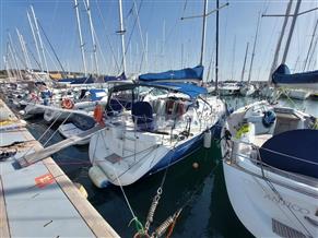 Beneteau Oceanis 393