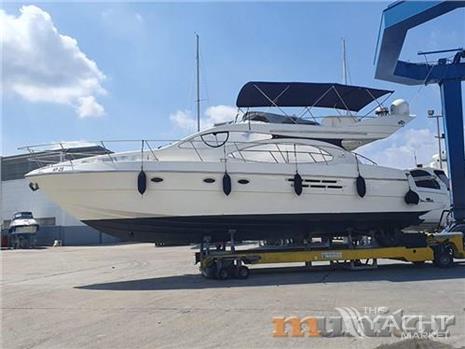 Azimut  46 Fly