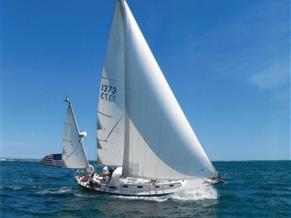 HINKLEY YACHTS Pilot yawl 35