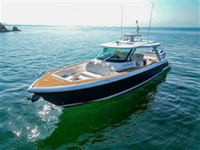 Tiara Yachts 43 LS