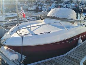 BENETEAU FLYER 750 SUNDECK