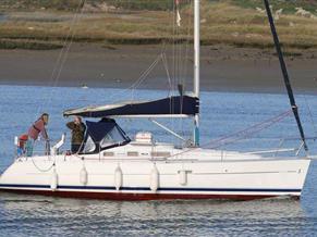 BENETEAU OCEANIS 323 CLIPPER