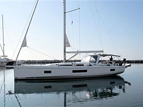 BENETEAU OCEANIS 51.1