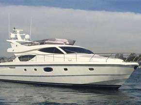 FERRETTI 550