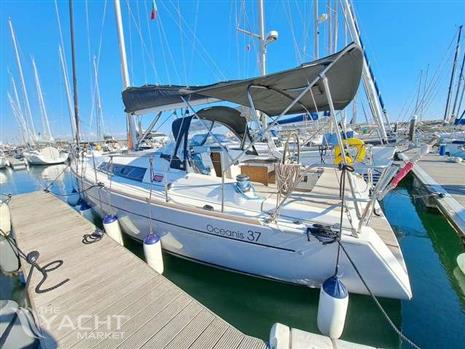 BENETEAU OCEANIS 37