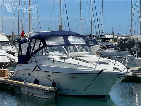 Rinker 300 Fiesta Vee