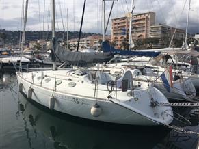 Beneteau First 35.7