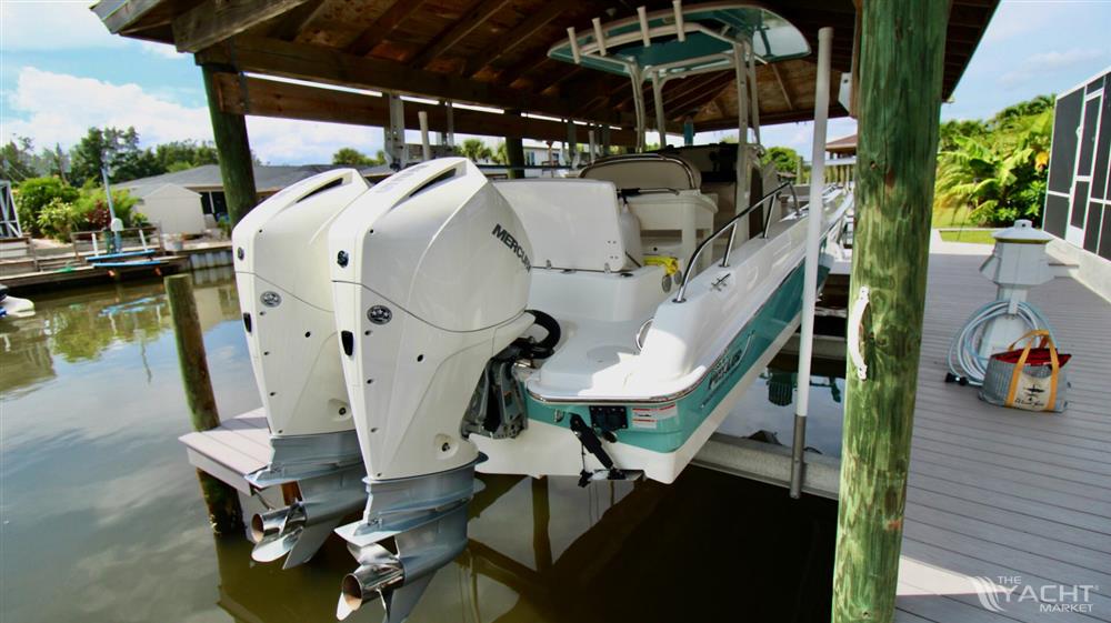 2019 Boston Whaler