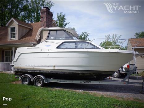 Bayliner Classic 242 - 2005 Bayliner Classic 242 - Photo #1