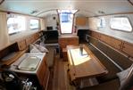 Westerly Berwick 31 - Saloon aft