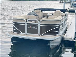 Sun Tracker Party Barge 22DLX