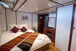 CUSTOM RICHARD LOWESTOFT RENOVATED YACHT