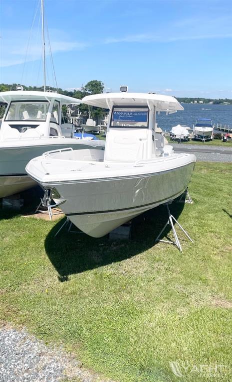 Stamas 31T AVENTURA - Used Power Center Console for sale