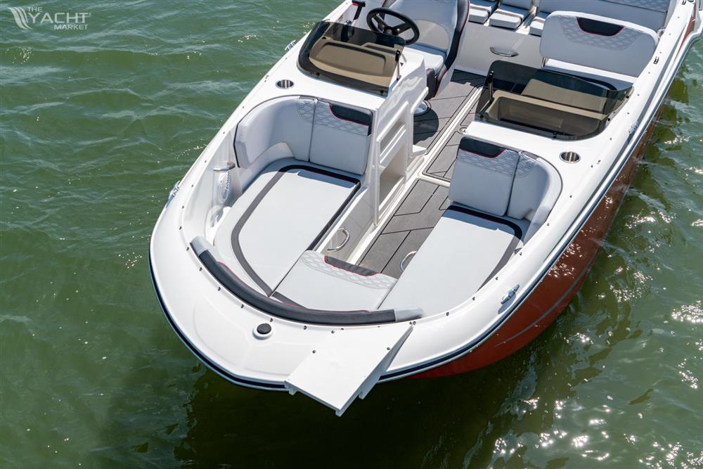 2023 Bayliner