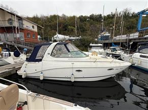 Rinker 280 Express Cruiser