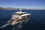 Ferretti Custom Line Navetta 28 - Ferretti Custom Line Navetta 28 (2015)