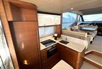 Princess F55 - 13 - Galley