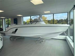 BENETEAU FLYER 7 SUNDECK