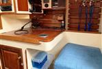 Cornish Crabbers Pilot Cutter 30 - Cornish Crabbers Pilot Cutter 30 - Chart Table