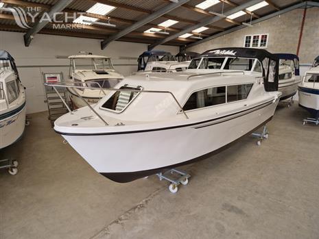 Viking 260 Wide Beam Highline Spec