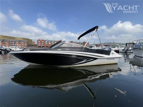 Glastron GT 185