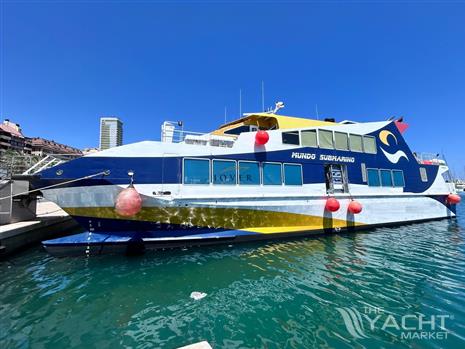 Metalship Dock Passenger boat