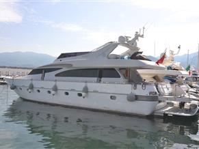 CANTIERI NAVALI LIGURI GHIBLI 24 M