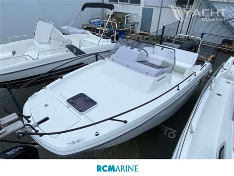 BENETEAU FLYER 7 SUNDECK