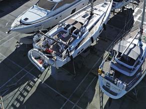 Hanse 548