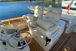 BOSTON WHALER OUTRAGE 320