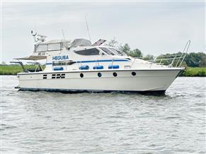 Azimut 38